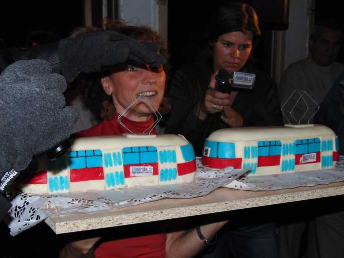 Simona Elsnerová (Produkční), Pavlína Červená (Elektrika.cz)