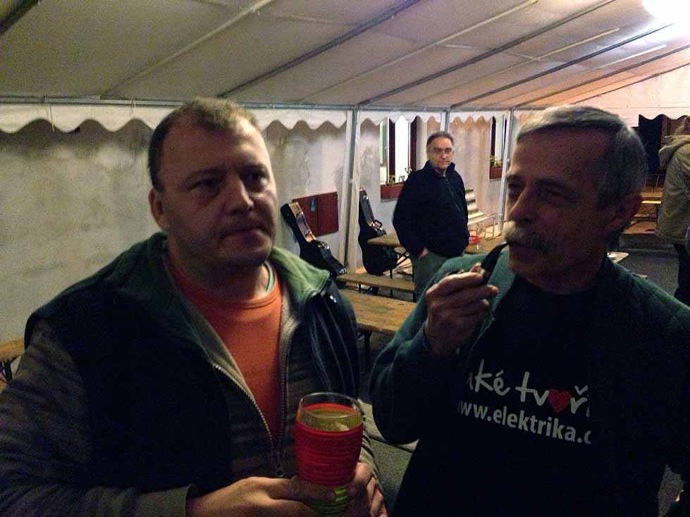 Milan Hudec, Martin Kurka a Tomáš Fuk se svou dýmkou