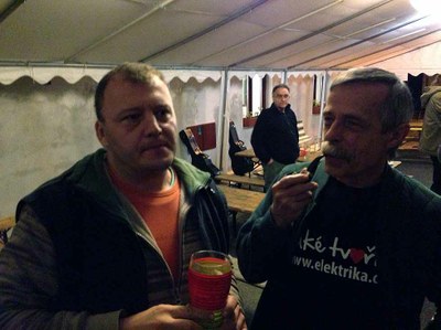 Milan Hudec, Martin Kurka a Tomáš Fuk se svou dýmkou